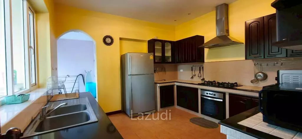 Magnificent Private Estate in Huay Yai Privacy on a 2-Rai Plot