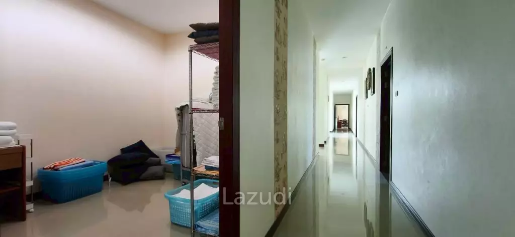 Magnificent Private Estate in Huay Yai Privacy on a 2-Rai Plot