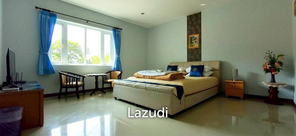 Magnificent Private Estate in Huay Yai Privacy on a 2-Rai Plot
