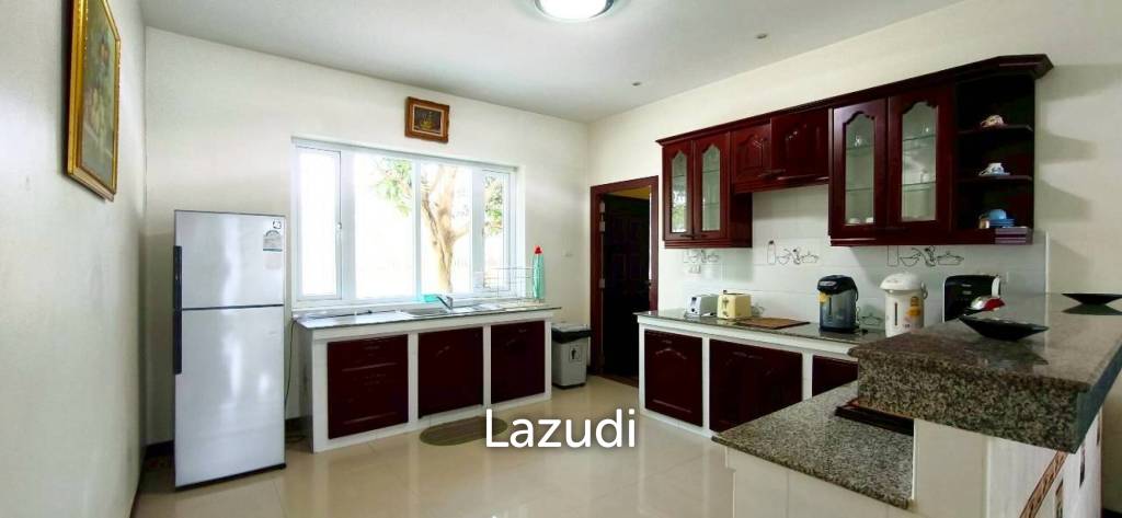 Magnificent Private Estate in Huay Yai Privacy on a 2-Rai Plot
