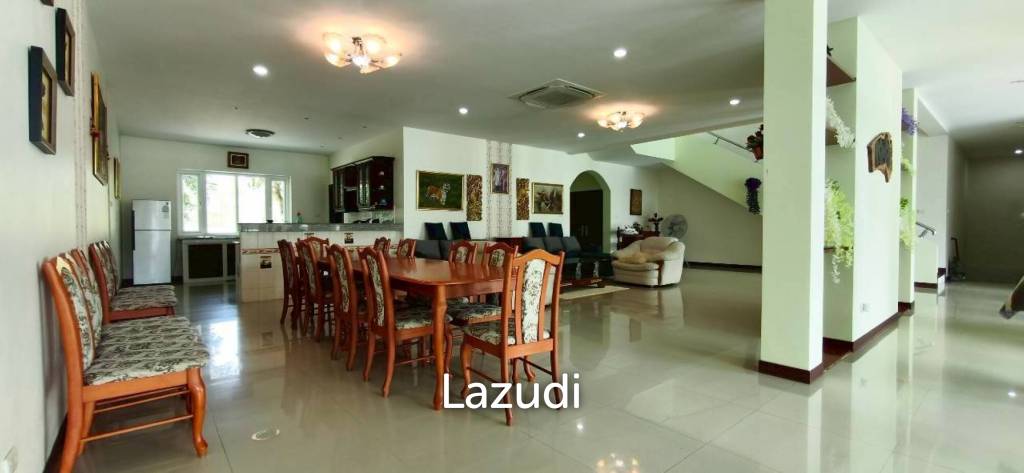 Magnificent Private Estate in Huay Yai Privacy on a 2-Rai Plot