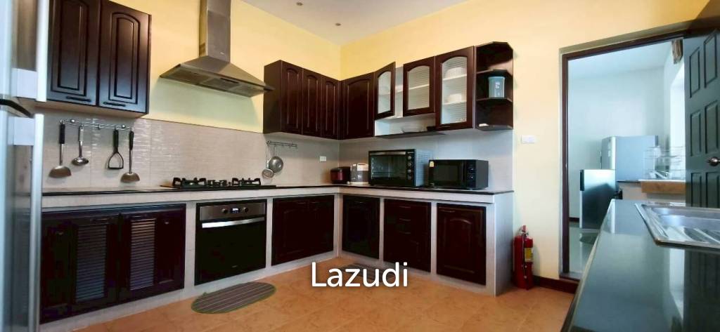 Magnificent Private Estate in Huay Yai Privacy on a 2-Rai Plot