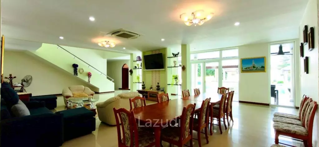 Magnificent Private Estate in Huay Yai Privacy on a 2-Rai Plot