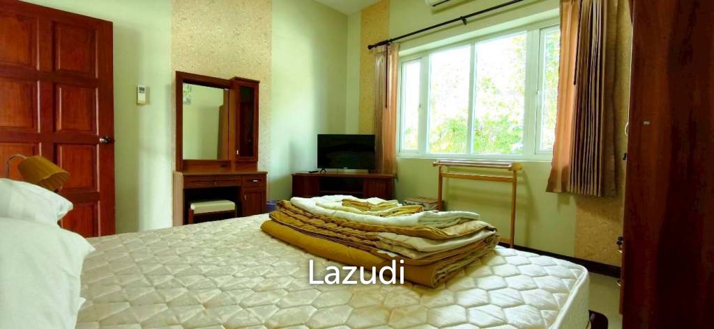 Magnificent Private Estate in Huay Yai Privacy on a 2-Rai Plot