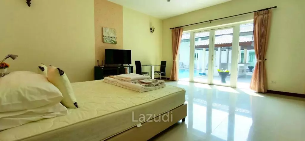 Magnificent Private Estate in Huay Yai Privacy on a 2-Rai Plot