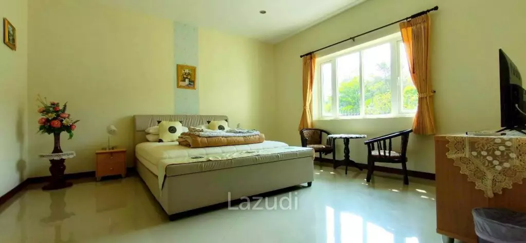 Magnificent Private Estate in Huay Yai Privacy on a 2-Rai Plot