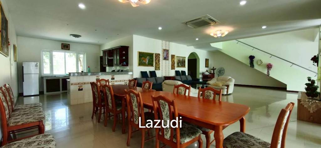 Magnificent Private Estate in Huay Yai Privacy on a 2-Rai Plot