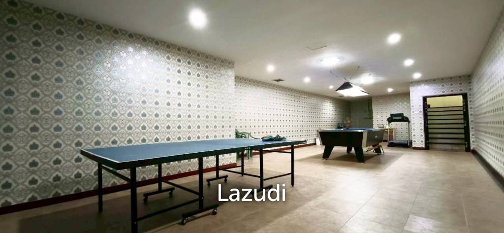 Magnificent Private Estate in Huay Yai Privacy on a 2-Rai Plot