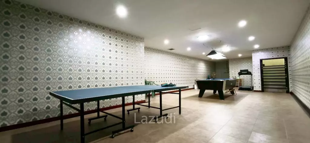 Magnificent Private Estate in Huay Yai Privacy on a 2-Rai Plot