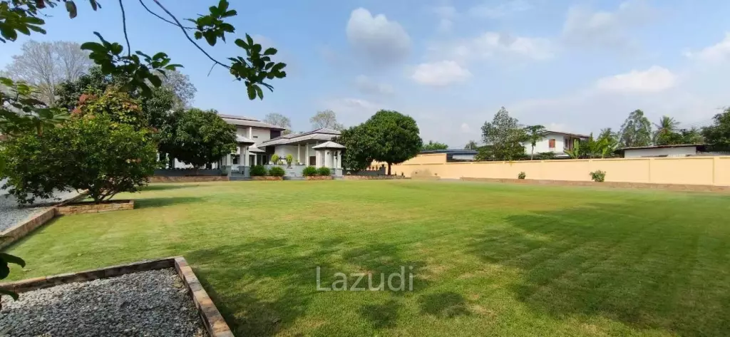 Magnificent Private Estate in Huay Yai Privacy on a 2-Rai Plot