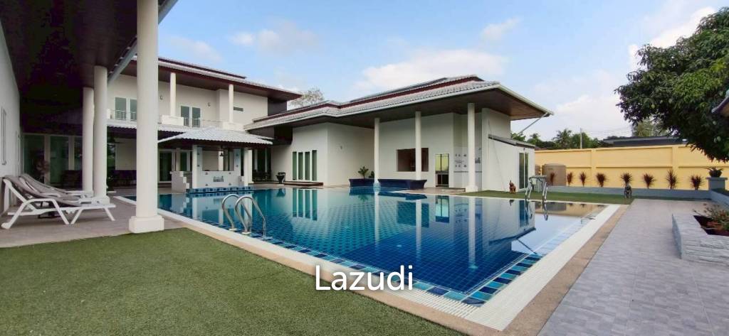 Magnificent Private Estate in Huay Yai Privacy on a 2-Rai Plot