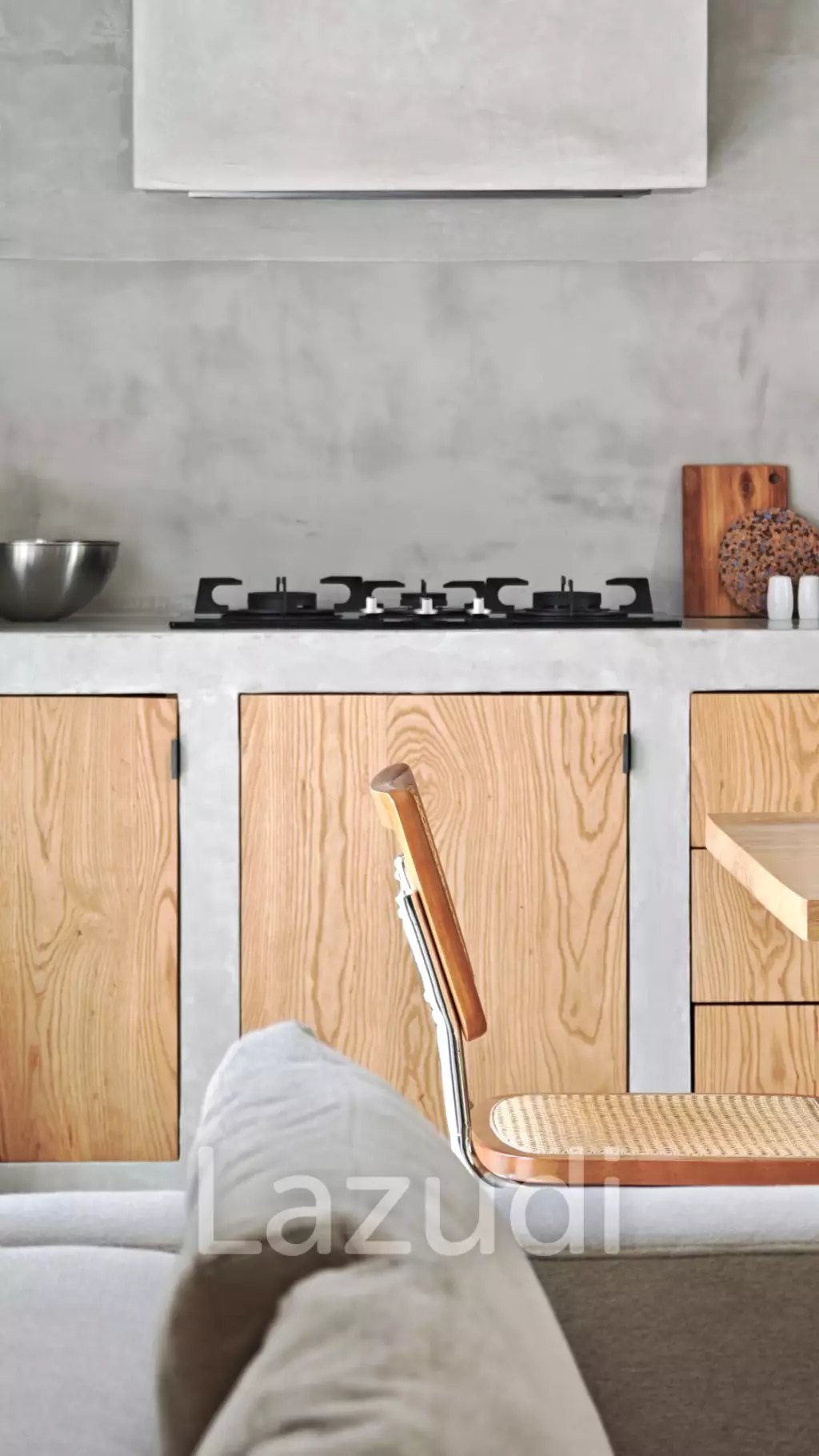 Designer villa with separate guest studio
