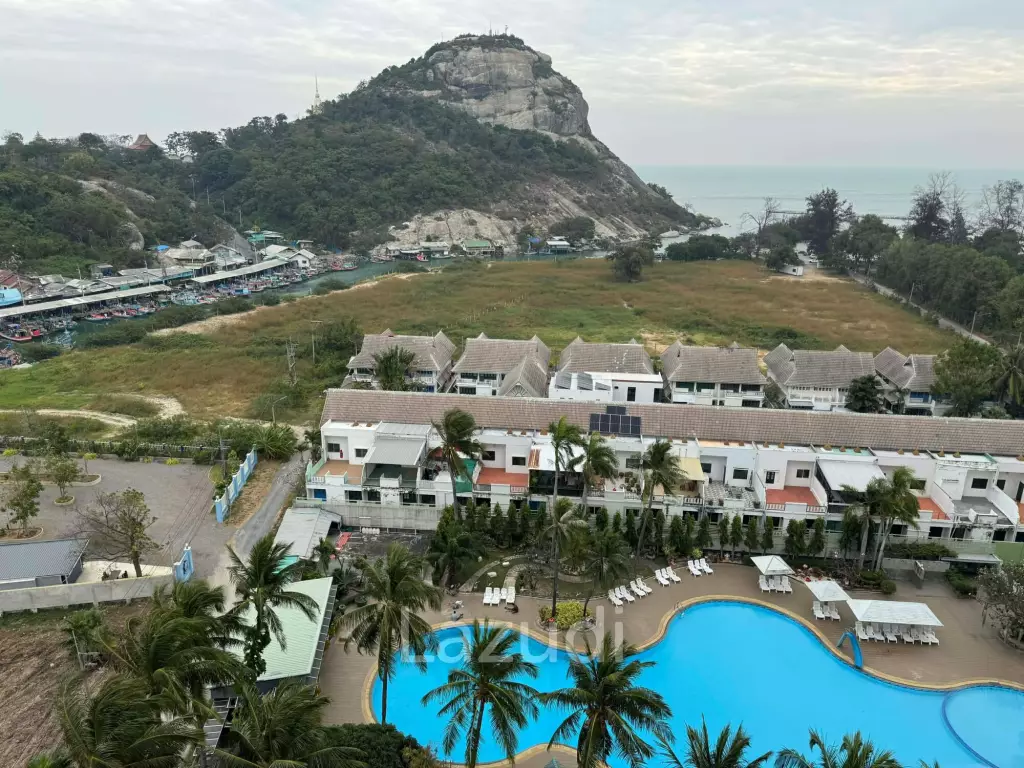 Condo on 10th floor at Jamjuree Huahin for rent