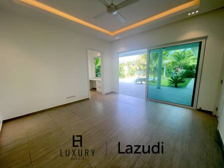 12.5 kW Solar inkl. 3 Batterien / 229 Sqm Wohnfläche / privater Pool