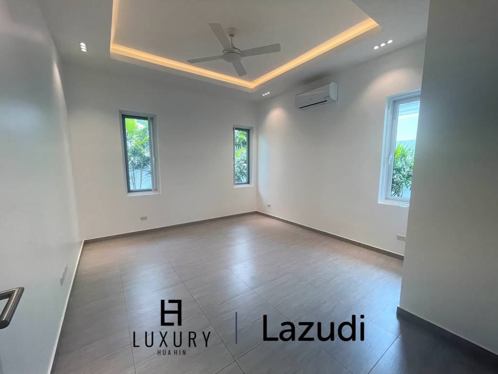 12.5 kW Solar inkl. 3 Batterien / 229 Sqm Wohnfläche / privater Pool