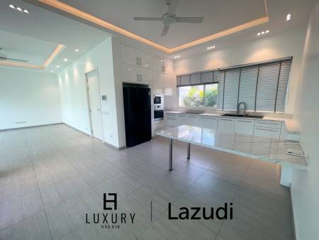 12.5 kW Solar inkl. 3 Batterien / 229 Sqm Wohnfläche / privater Pool