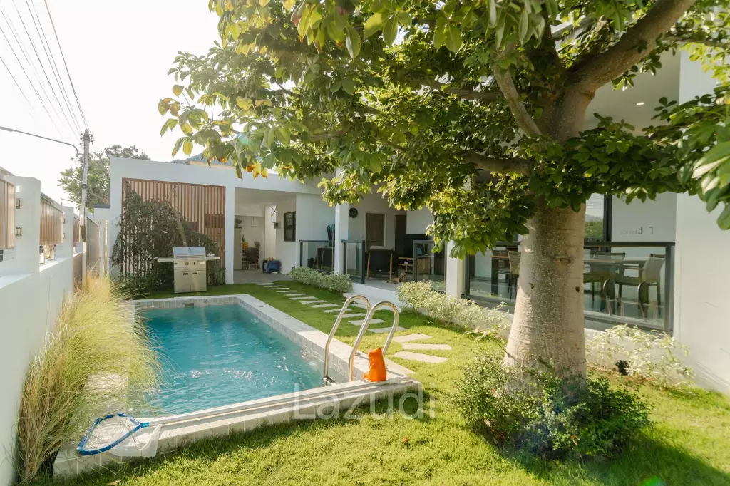 MODERN POOL VILLA DESIGNED FOR COMFORTABLE LIVING AND RELAXING LIFESTYLE