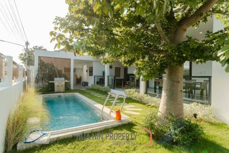 MODERN POOL VILLA DESIGNED FOR COMFORTABLE LIVING AND RELAXING LIFESTYLE