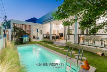 MODERN POOL VILLA DESIGNED FOR COMFORTABLE LIVING AND RELAXING LIFESTYLE