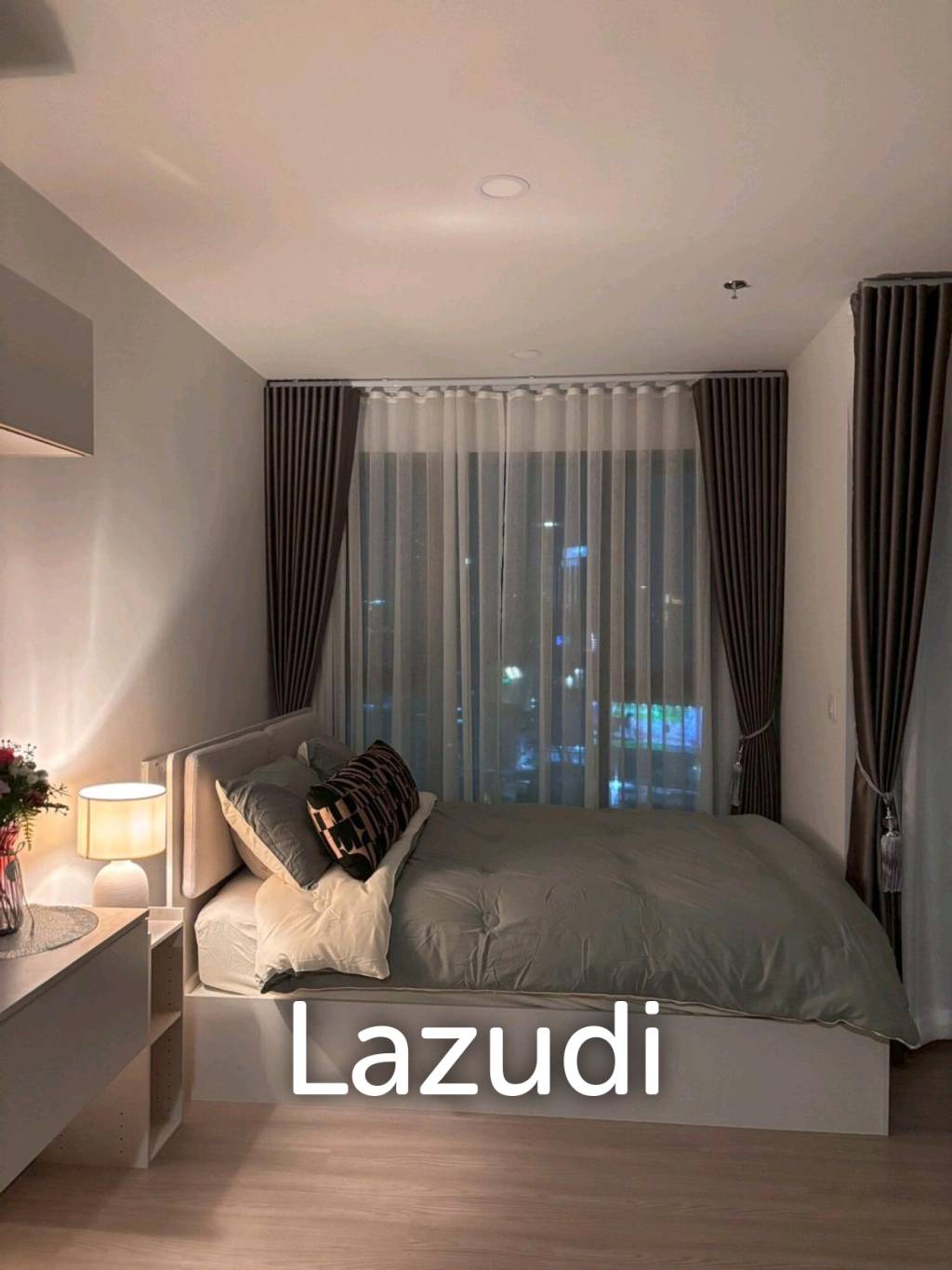 26.8 sqm modern condo on 14th floor at Aspire Sukhumvit-Rama 4