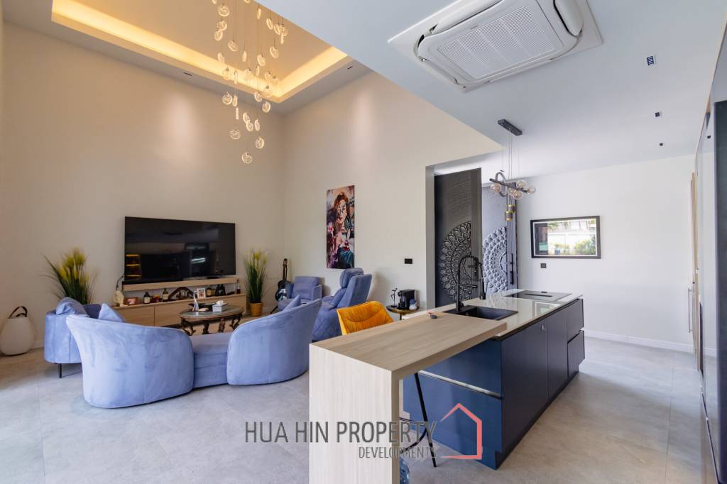 348 sqm pool villa with mountain view in Wang Phong Pran Buri