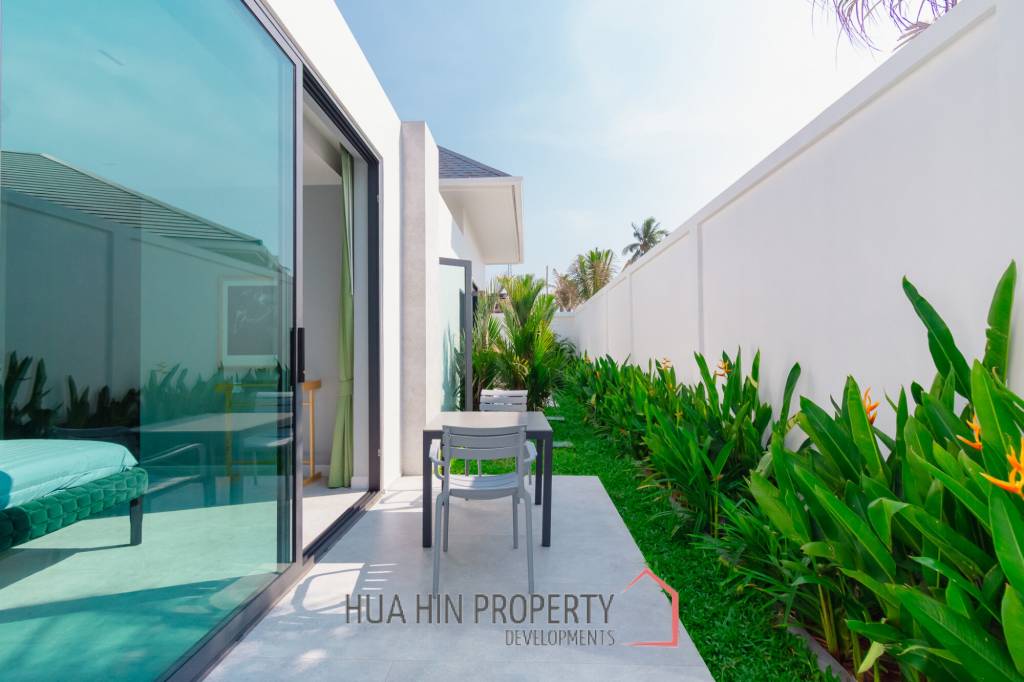 348 sqm pool villa with mountain view in Wang Phong Pran Buri