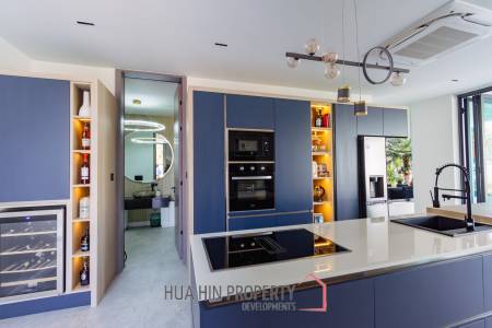 348 sqm pool villa with mountain view in Wang Phong Pran Buri