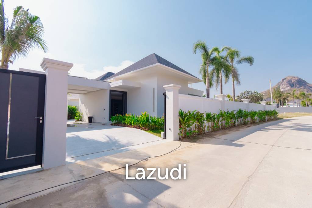 348 sqm pool villa with mountain view in Wang Phong Pran Buri