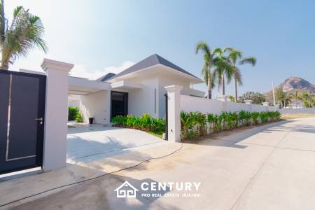 348 sqm pool villa with mountain view in Wang Phong Pran Buri