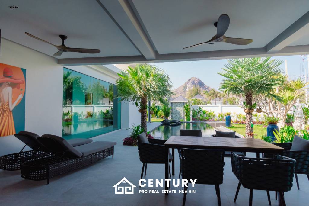 348 sqm pool villa with mountain view in Wang Phong Pran Buri