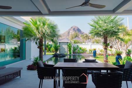 348 sqm pool villa with mountain view in Wang Phong Pran Buri