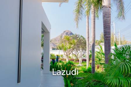 348 sqm pool villa with mountain view in Wang Phong Pran Buri