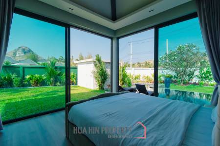 348 sqm pool villa with mountain view in Wang Phong Pran Buri