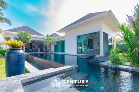 348 sqm pool villa with mountain view in Wang Phong Pran Buri
