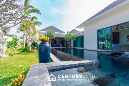 348 sqm pool villa with mountain view in Wang Phong Pran Buri