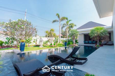 348 sqm pool villa with mountain view in Wang Phong Pran Buri