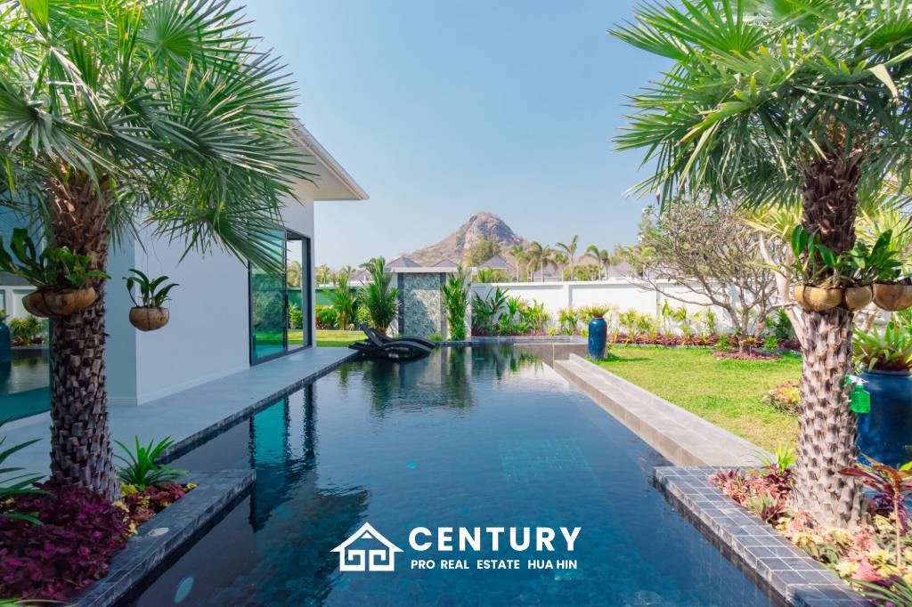 348 sqm pool villa with mountain view in Wang Phong Pran Buri