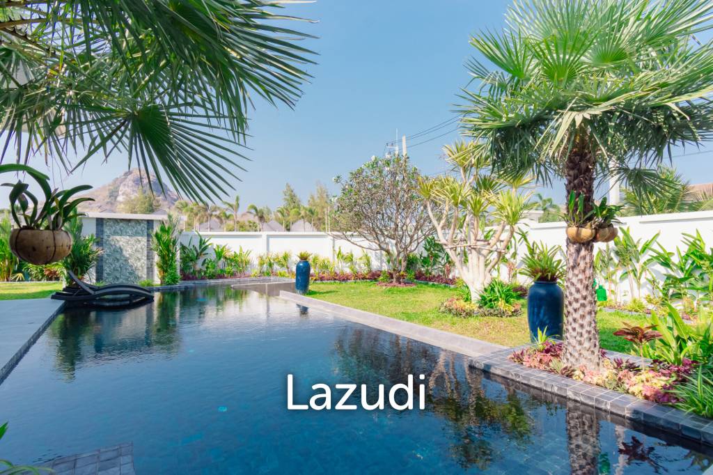 348 sqm pool villa with mountain view in Wang Phong Pran Buri