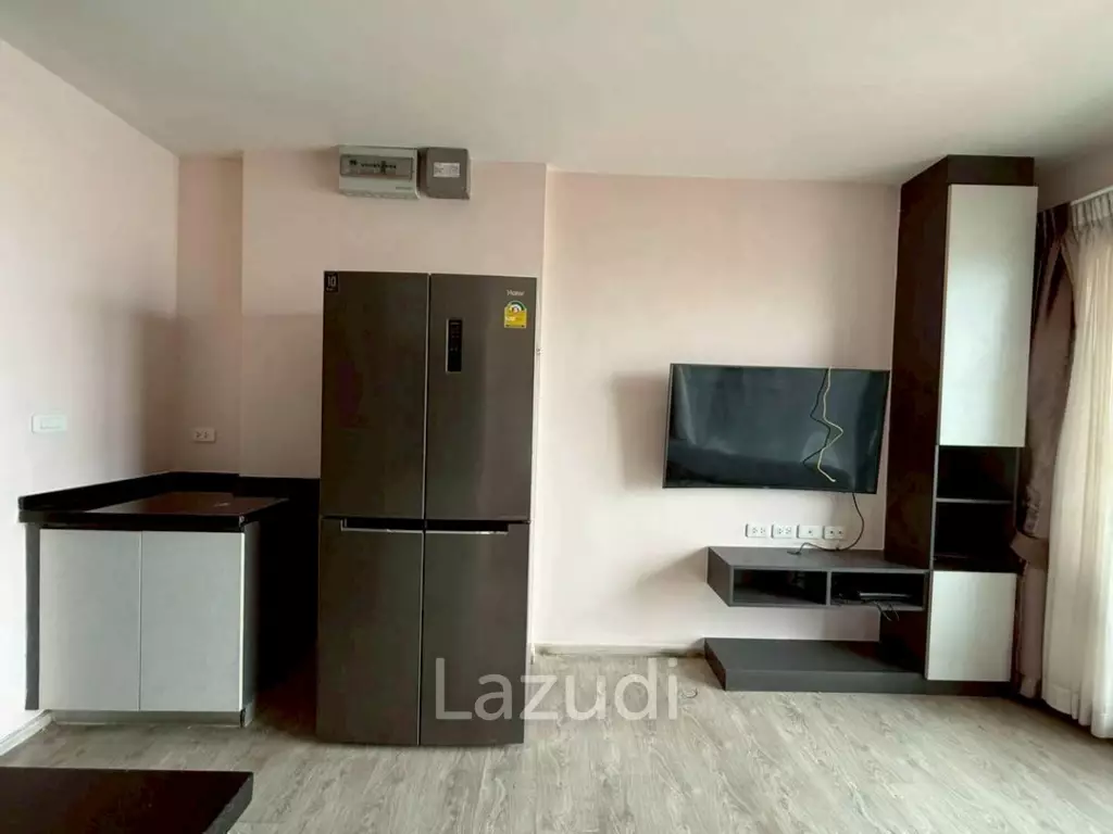 2 Bedroom 1 Bathroom 52 SQ.M. The Base Central Pattaya