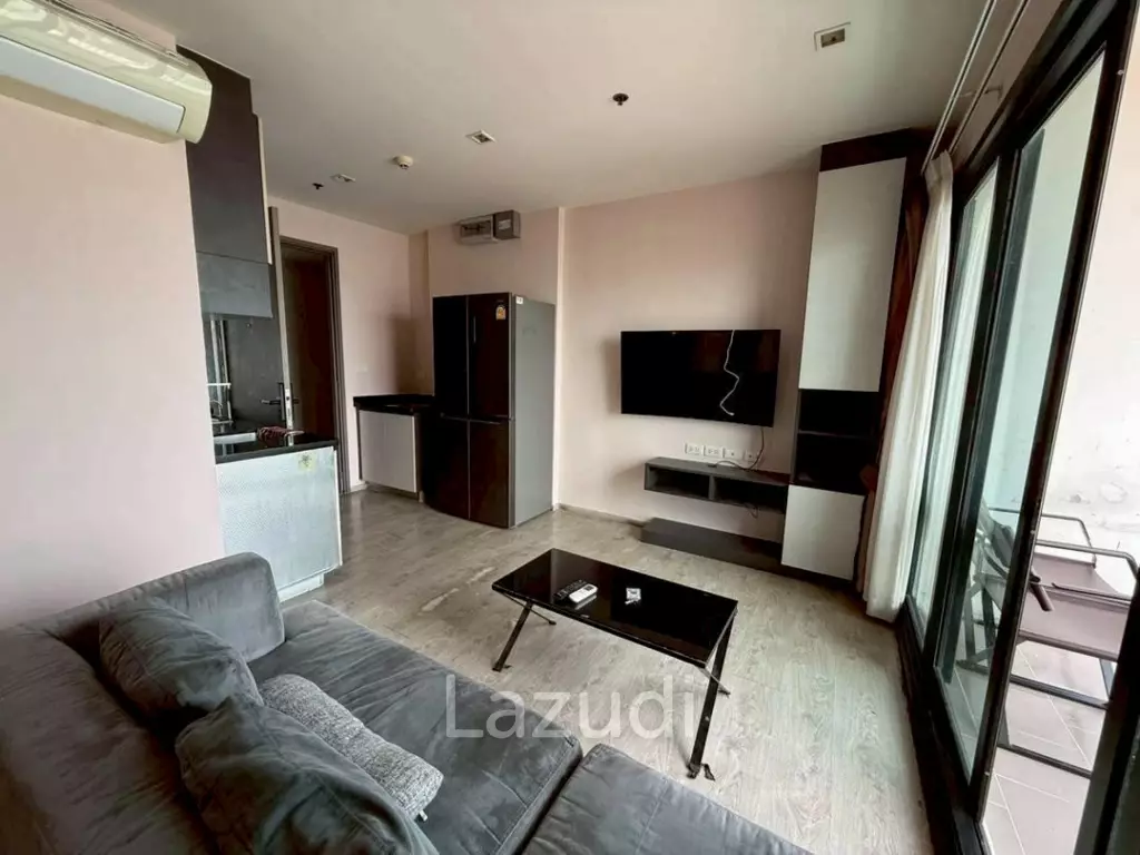 2 Bedroom 1 Bathroom 52 SQ.M. The Base Central Pattaya