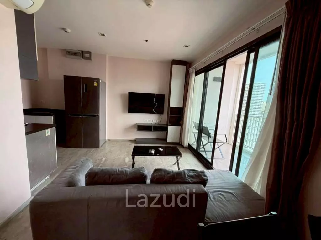 2 Bedroom 1 Bathroom 52 SQ.M. The Base Central Pattaya