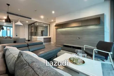 90 sqm high floor condo The Room BTS Wongwian Yai Khlong San