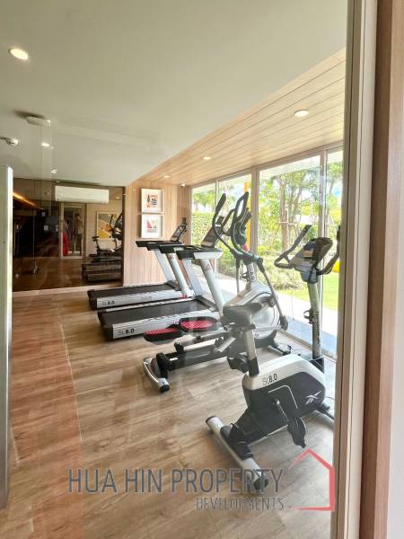 Top Floor | Brand New Building | Prime Location