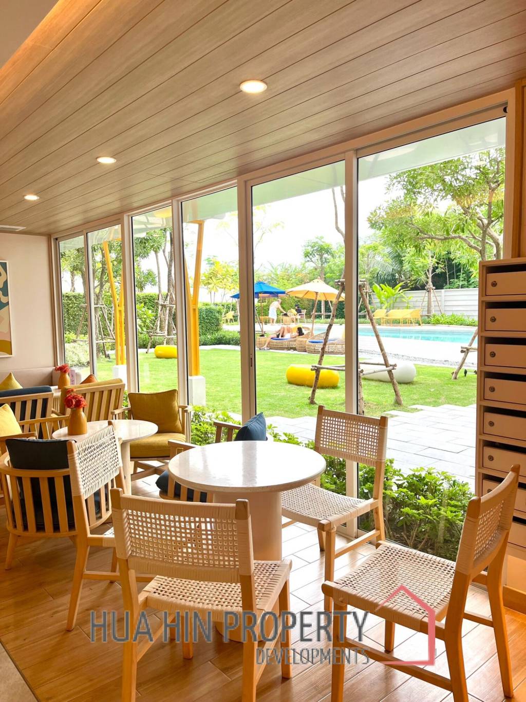 Top Floor | Brand New Building | Prime Location