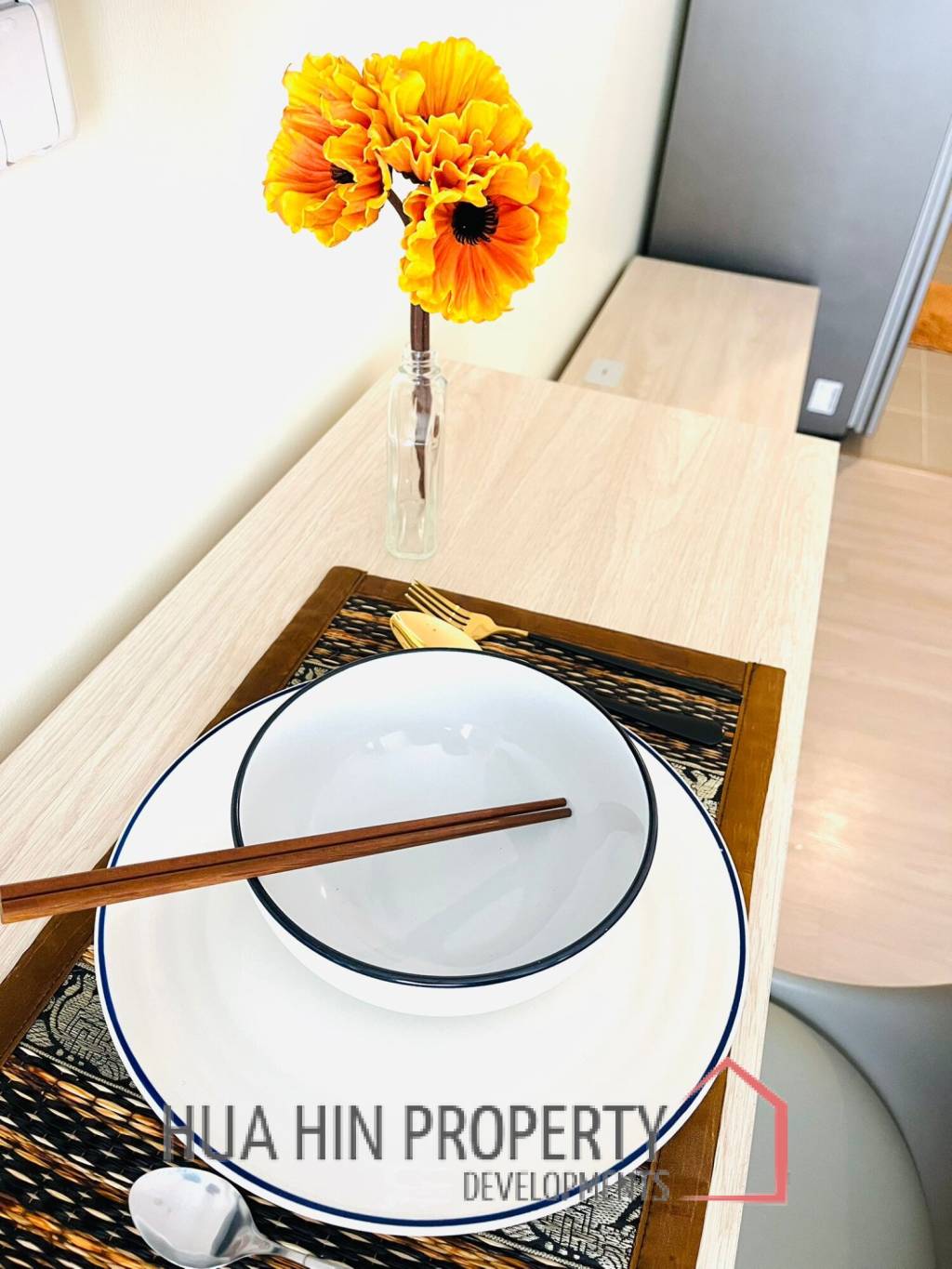 Top Floor | Brand New Building | Prime Location