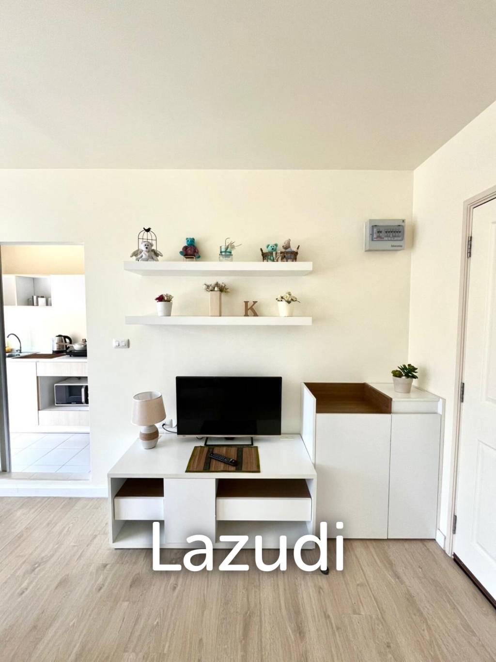 2 Min Walk to Beach | Prime Location | Near City Center