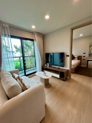 2BR Condo for Rent within Walking Distance to Boat Avenue