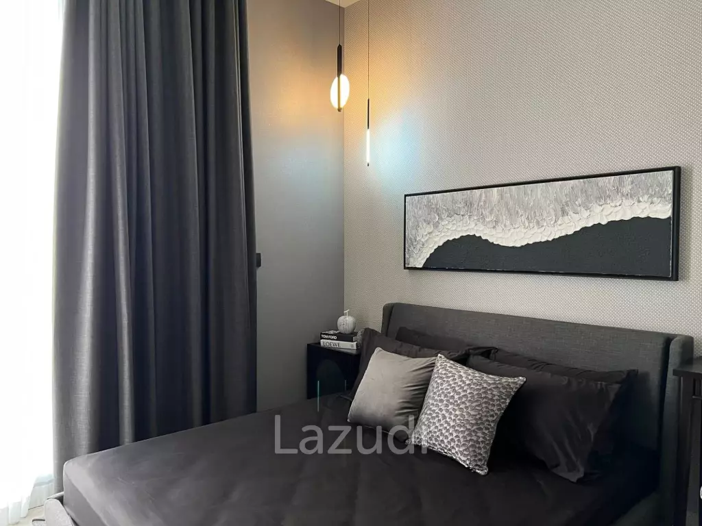 68 sqm 2 Bedroom Condo on 18th Floor in Bang Lamphu Lang Bangkok