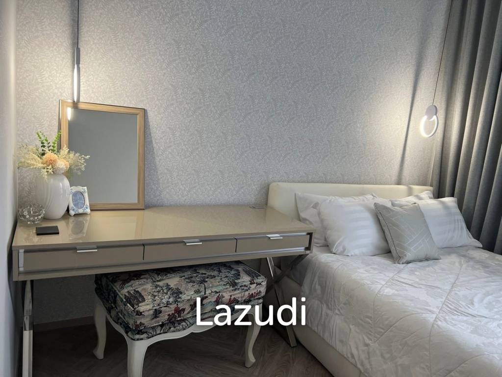 68 sqm 2 Bedroom Condo on 18th Floor in Bang Lamphu Lang Bangkok