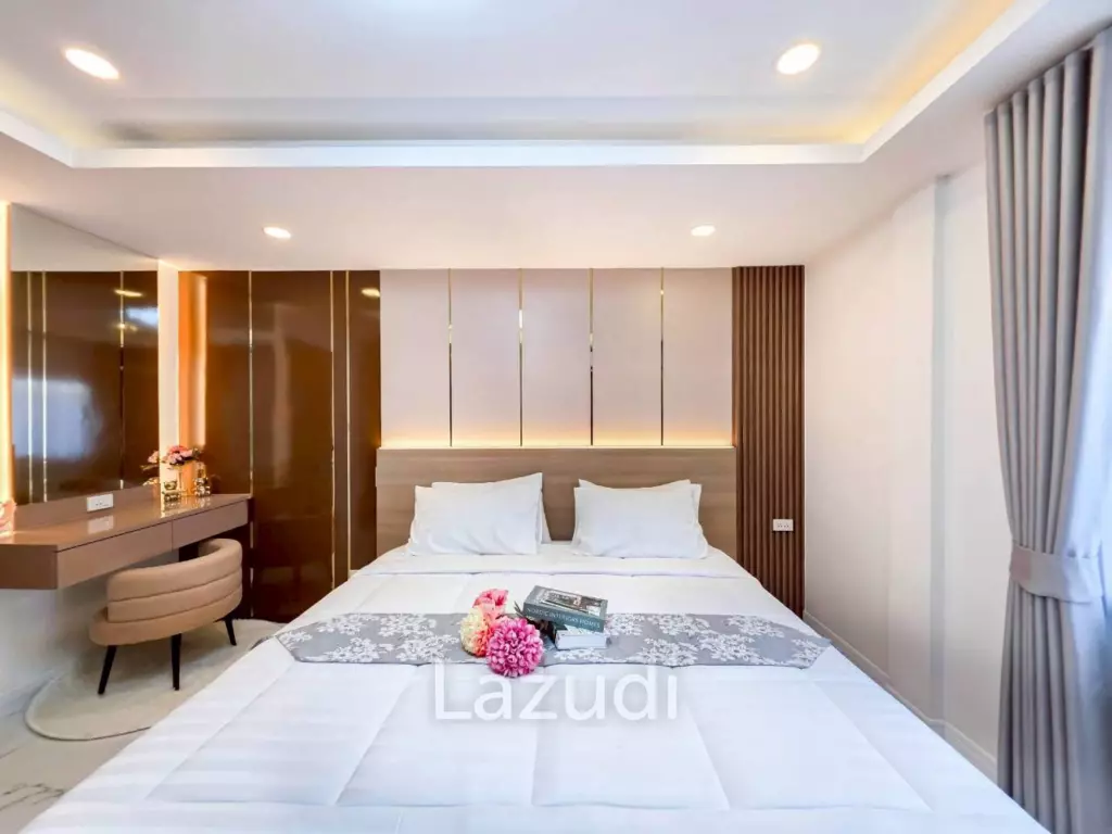 Modern Luxury 2-Story Pool Villa 5 Bedrooms, 6 Bathrooms